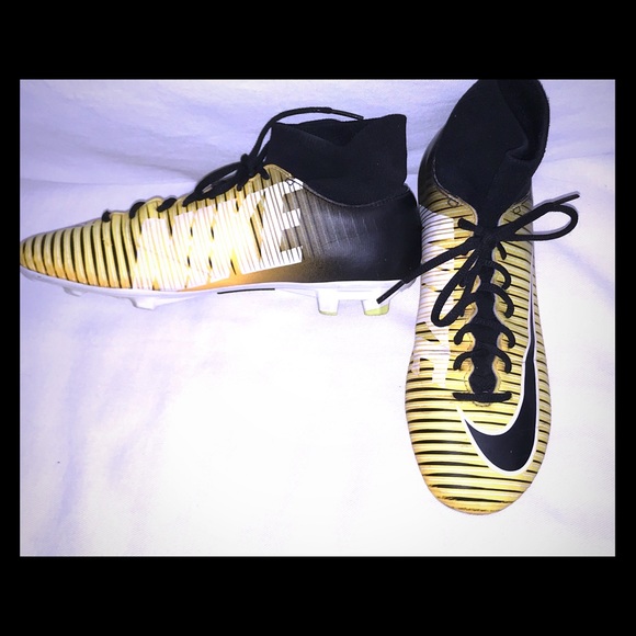 Nike Other - Nike Mercurial Victory Soccer Cleats Nike Other - Nike Mercurial Victory Soccer Cleats
